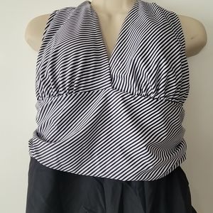 Ziola Swimwear Womems one piece swimsuit sz 2XL.